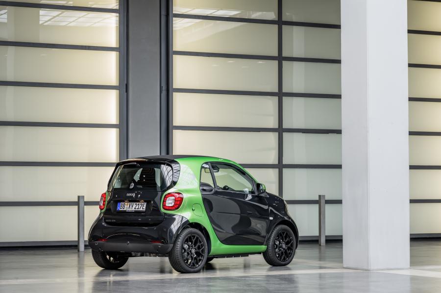  Smart ForTwo Prime Coupe Electric Drive 2017 года  (фото 14 из 48)